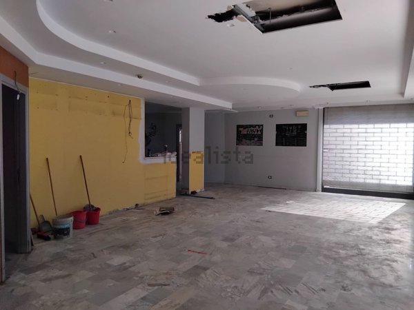 locale commerciale in affitto a Perugia in zona Ponte San Giovanni