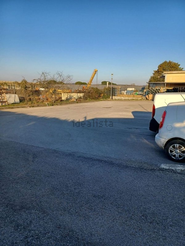 locale di sgombero in affitto a Perugia in zona Sant'Andrea delle Fratte