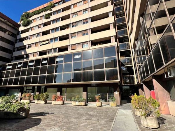 negozio in affitto a Perugia in zona Madonna Alta