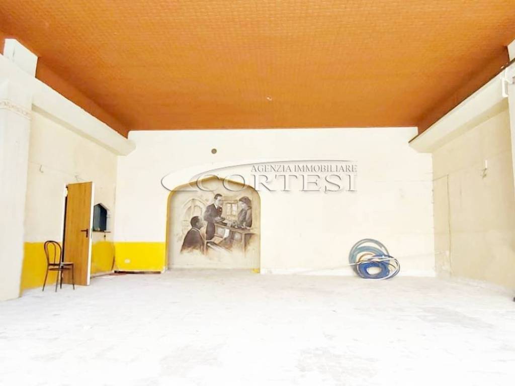 negozio in affitto a Perugia in zona San Marco