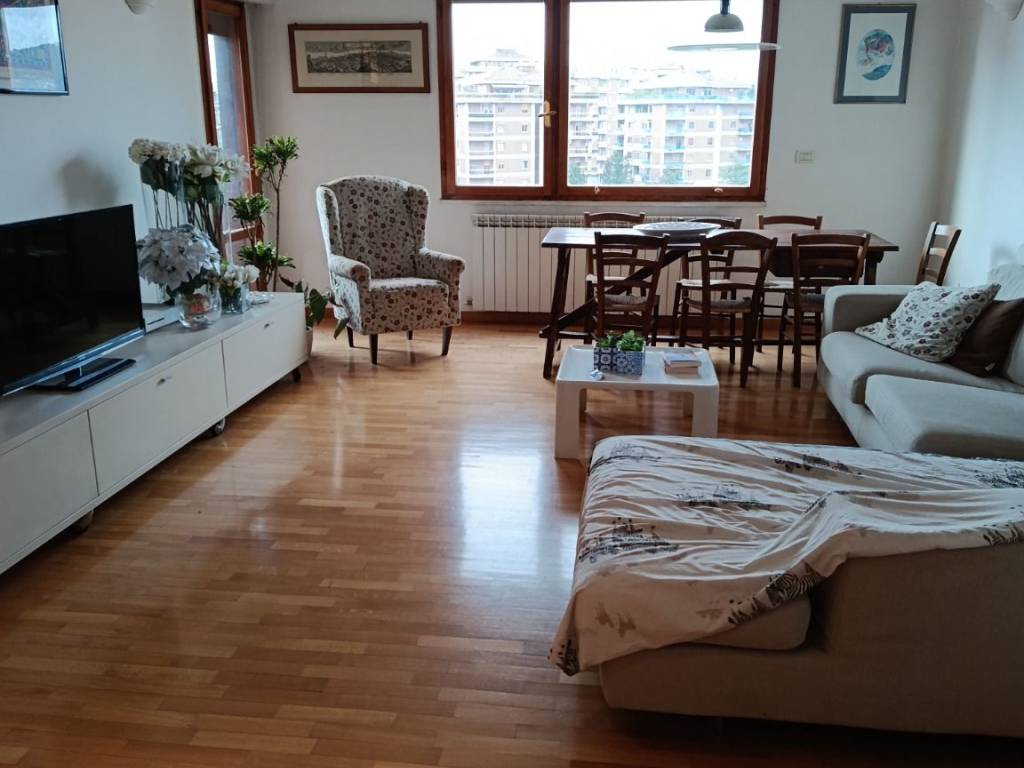 appartamento in affitto a Perugia in zona Madonna Alta