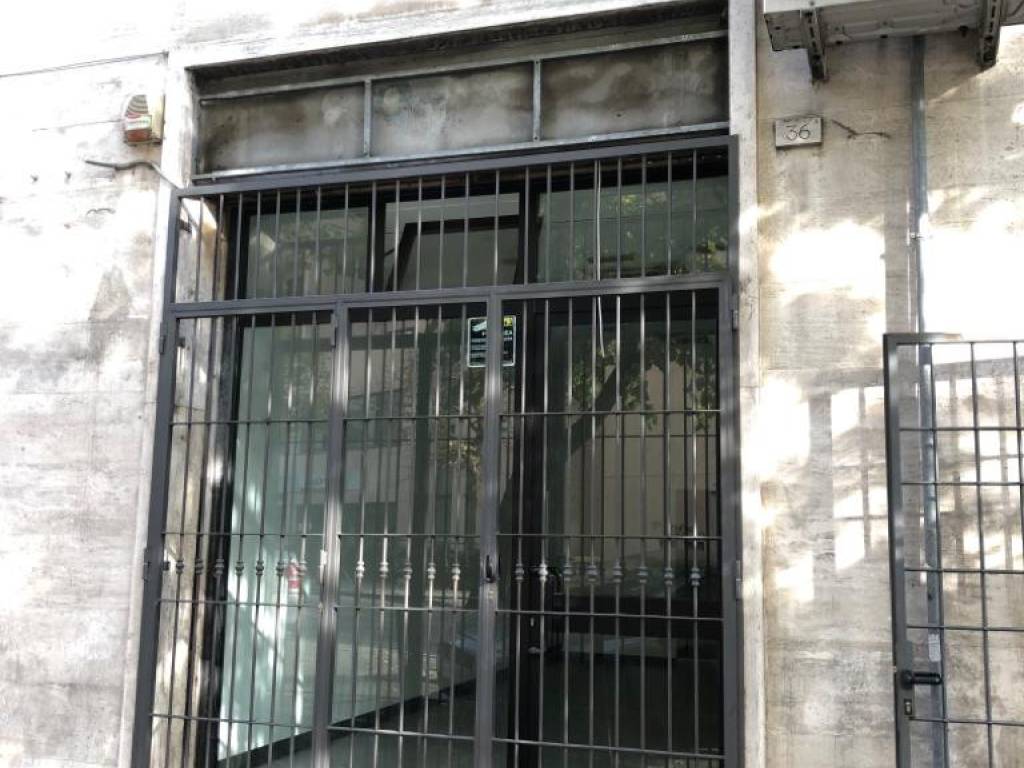 negozio in affitto a Perugia in zona Stazione