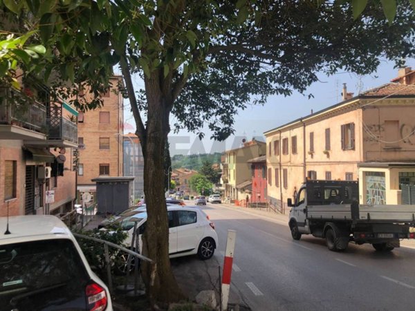 locale commerciale in affitto a Perugia in zona Prepo