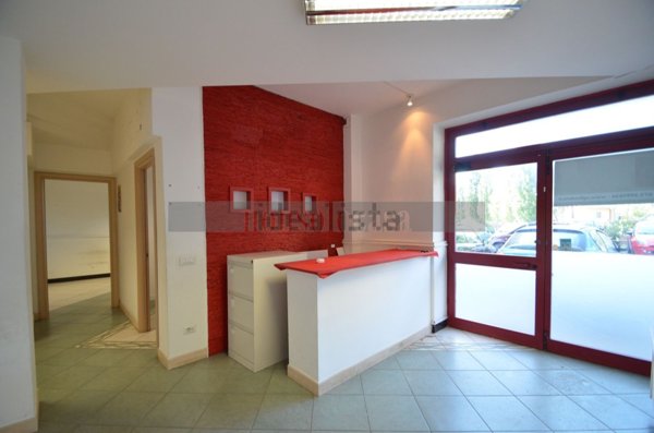 ufficio in affitto a Perugia in zona Ponte San Giovanni