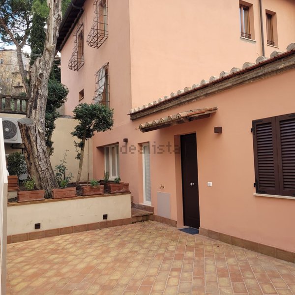 appartamento in affitto a Perugia in zona Centro Città