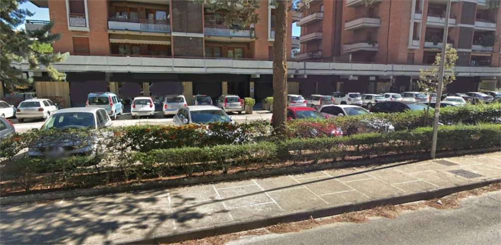 negozio in affitto a Perugia in zona Centro Città