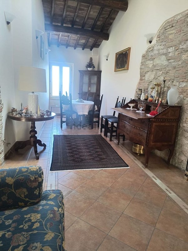 appartamento in affitto a Perugia in zona Centro Città