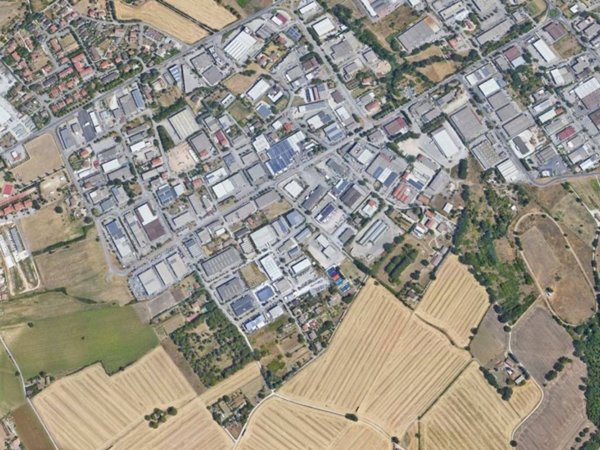 locale commerciale in affitto a Perugia in zona San Sisto