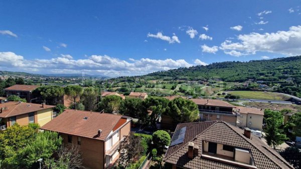 appartamento in affitto a Perugia in zona Ferro di Cavallo