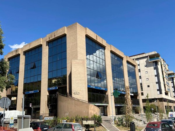 ufficio in affitto a Perugia in zona Madonna Alta