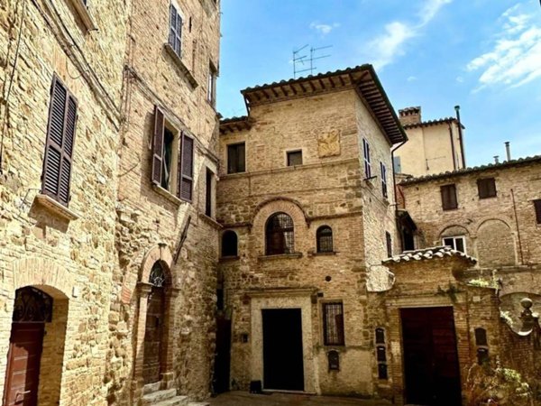 appartamento in affitto a Perugia in zona Centro Città