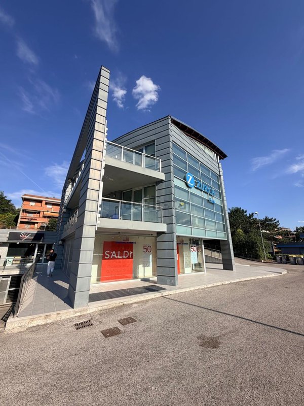 ufficio in affitto a Perugia in zona Prepo