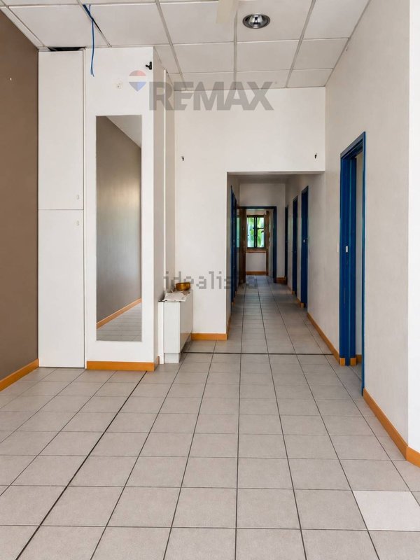 locale commerciale in affitto a Perugia in zona XX Settembre