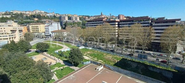 ufficio in affitto a Perugia in zona Stazione