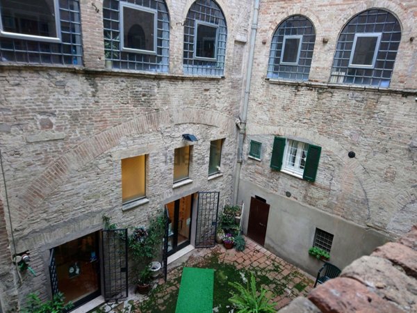 appartamento in affitto a Perugia in zona Centro Città