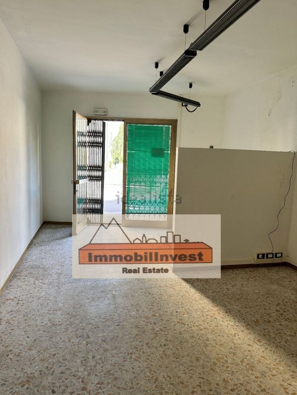 ufficio in affitto a San Giustino in zona Cospaia