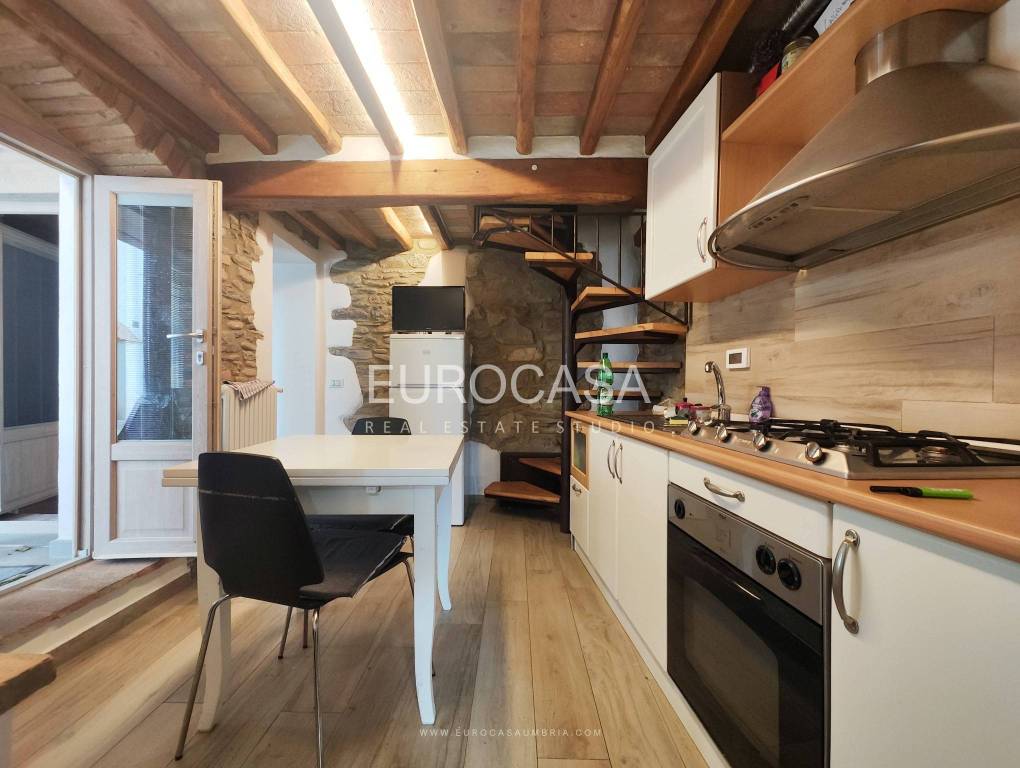 casa semindipendente in affitto a San Giustino in zona Selci/Lama