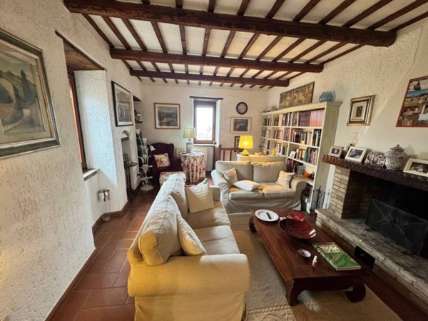 appartamento in affitto a Spello