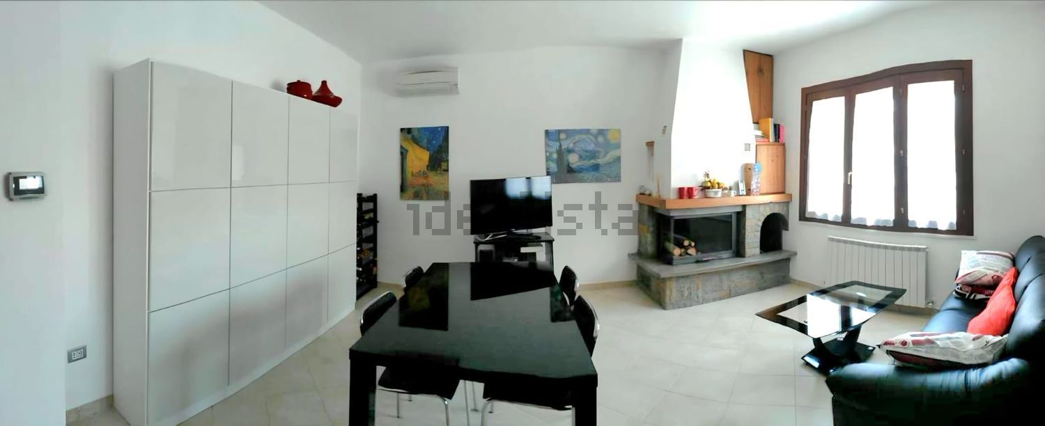 casa indipendente in affitto a Spello