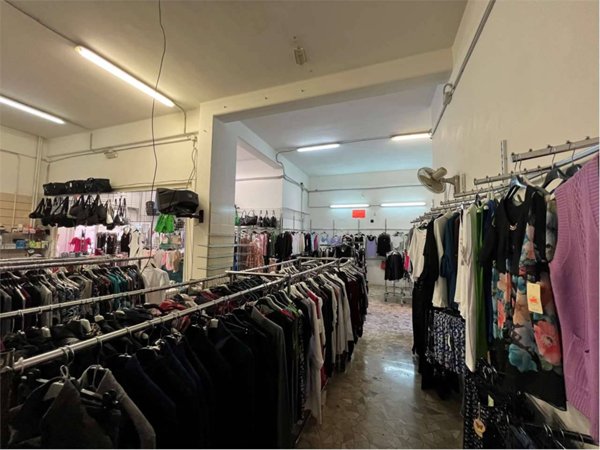 locale commerciale in affitto a Spoleto