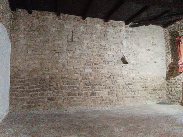 locale commerciale in affitto a Spoleto