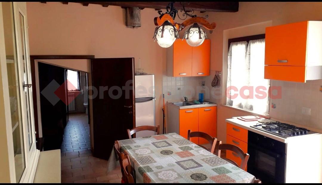 appartamento in affitto a Spoleto in zona Pontebari