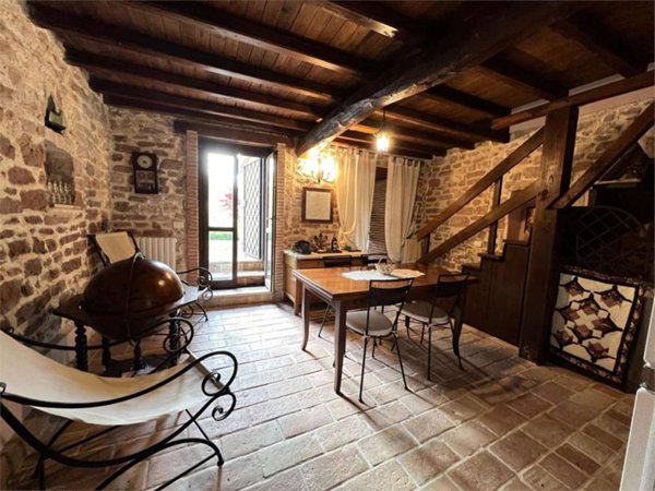appartamento in affitto a Spoleto in zona Madonna di Baiano