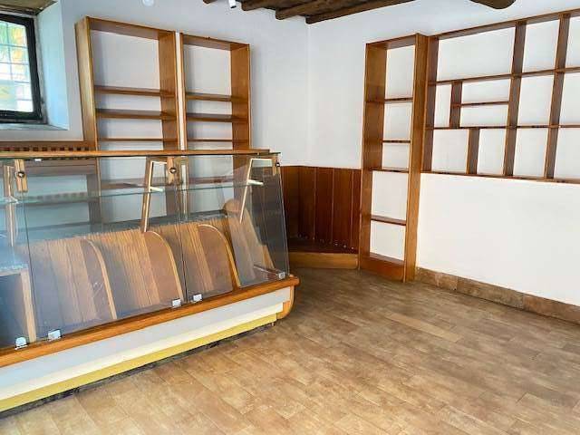 negozio in affitto a Spoleto