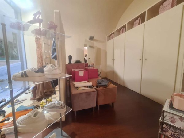 negozio in affitto a Spoleto