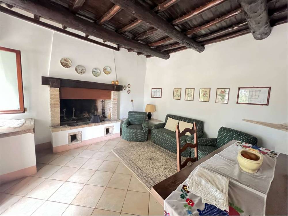 appartamento in affitto a Spoleto in zona Collicelli