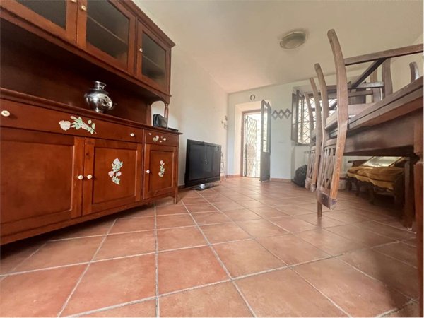 appartamento in affitto a Spoleto in zona Azzano