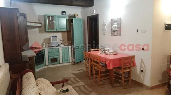 appartamento in affitto a Spoleto in zona Pontebari