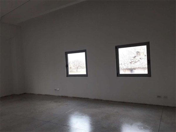 capannone in affitto a Spoleto