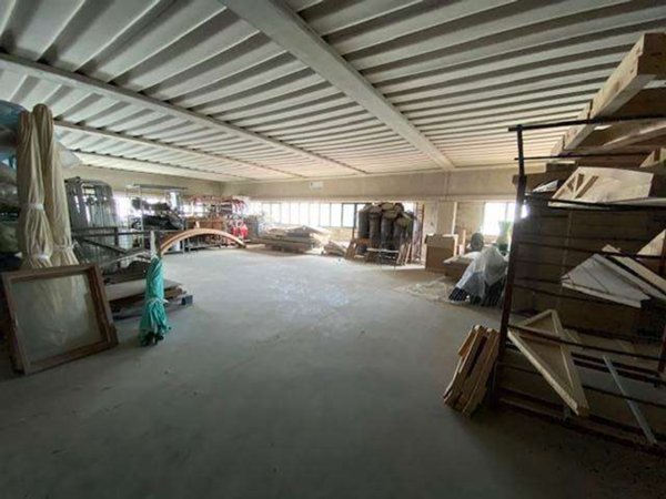 capannone in affitto a Spoleto