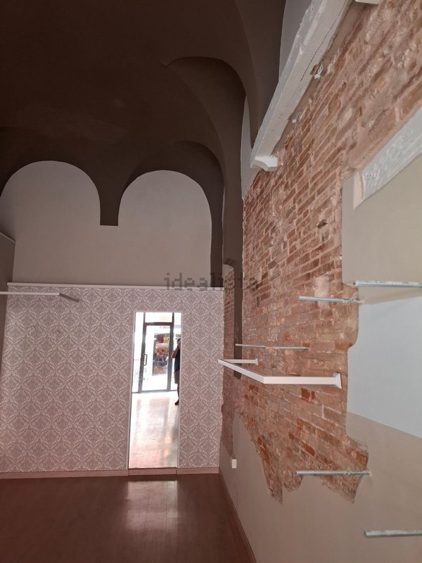 negozio in affitto a Spoleto