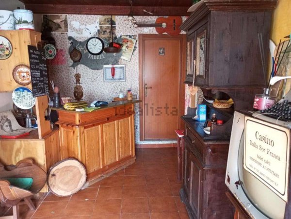 negozio in affitto a Spoleto