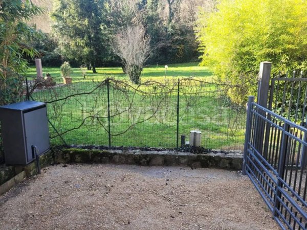 appartamento in affitto a Spoleto in zona Strettura