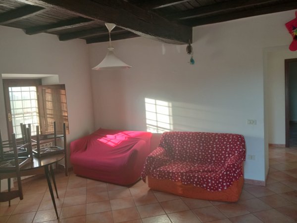 appartamento in affitto a Spoleto in zona Azzano