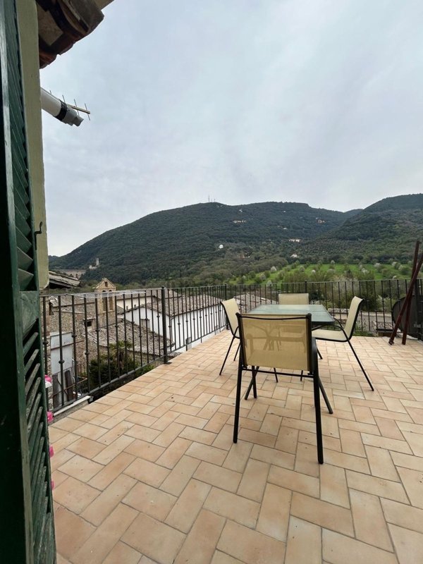 appartamento in affitto a Spoleto