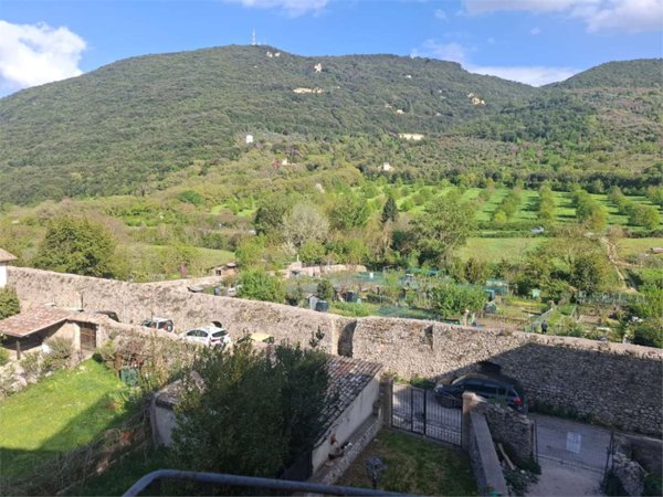 appartamento in affitto a Spoleto in zona Monteluco