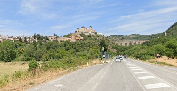 negozio in affitto a Spoleto