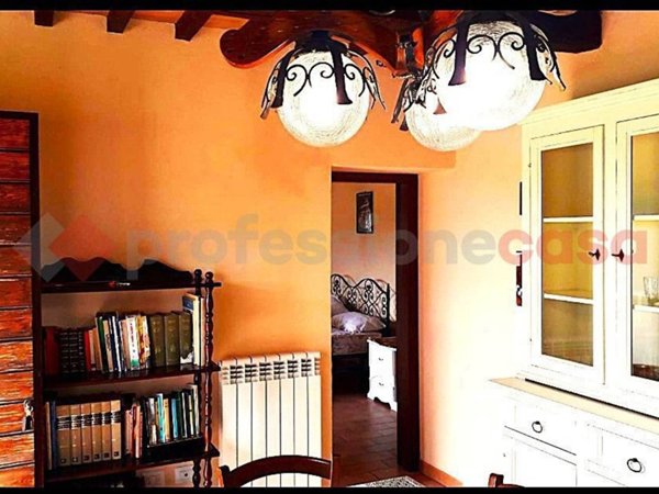 appartamento in affitto a Spoleto in zona Pontebari