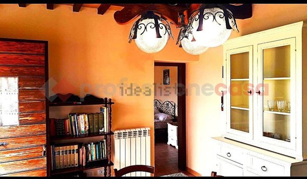 appartamento in affitto a Spoleto in zona Pontebari