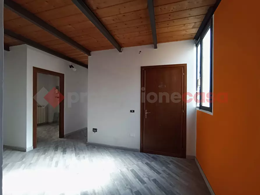 locale commerciale in affitto a Spoleto in zona Collerisana