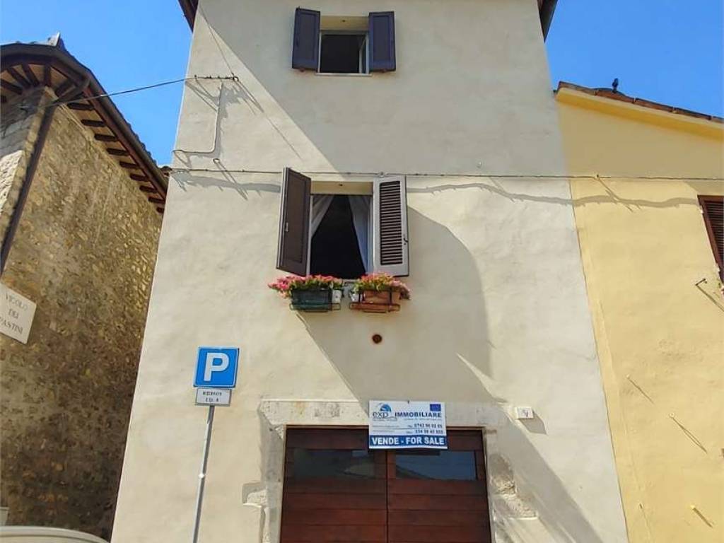appartamento in affitto a Todi