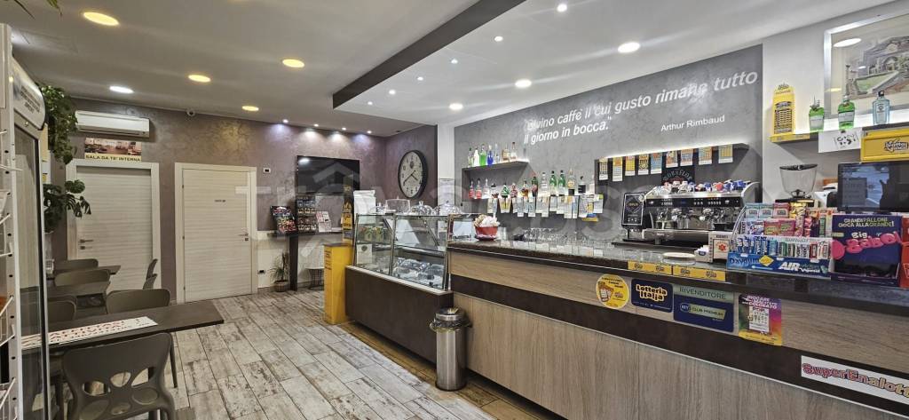 negozio in affitto a Todi