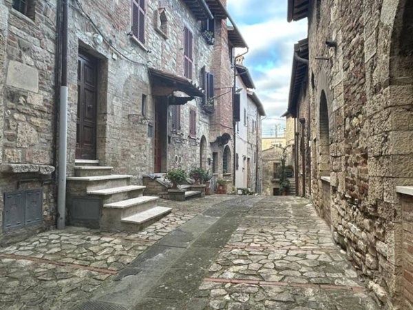 appartamento in affitto a Todi