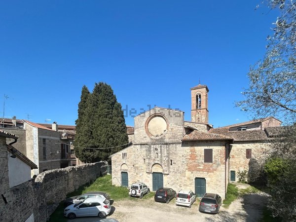 appartamento in affitto a Todi