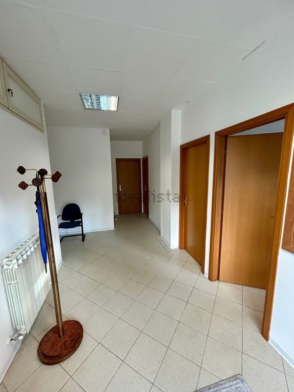 ufficio in affitto a Todi