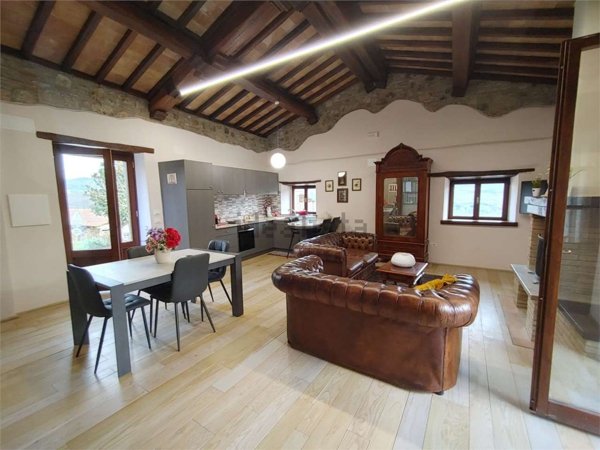 casa semindipendente in affitto a Todi